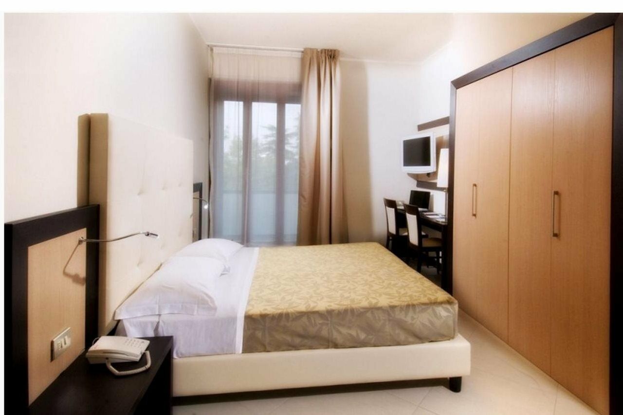 Suite Hotel Elite Bologne Extérieur photo